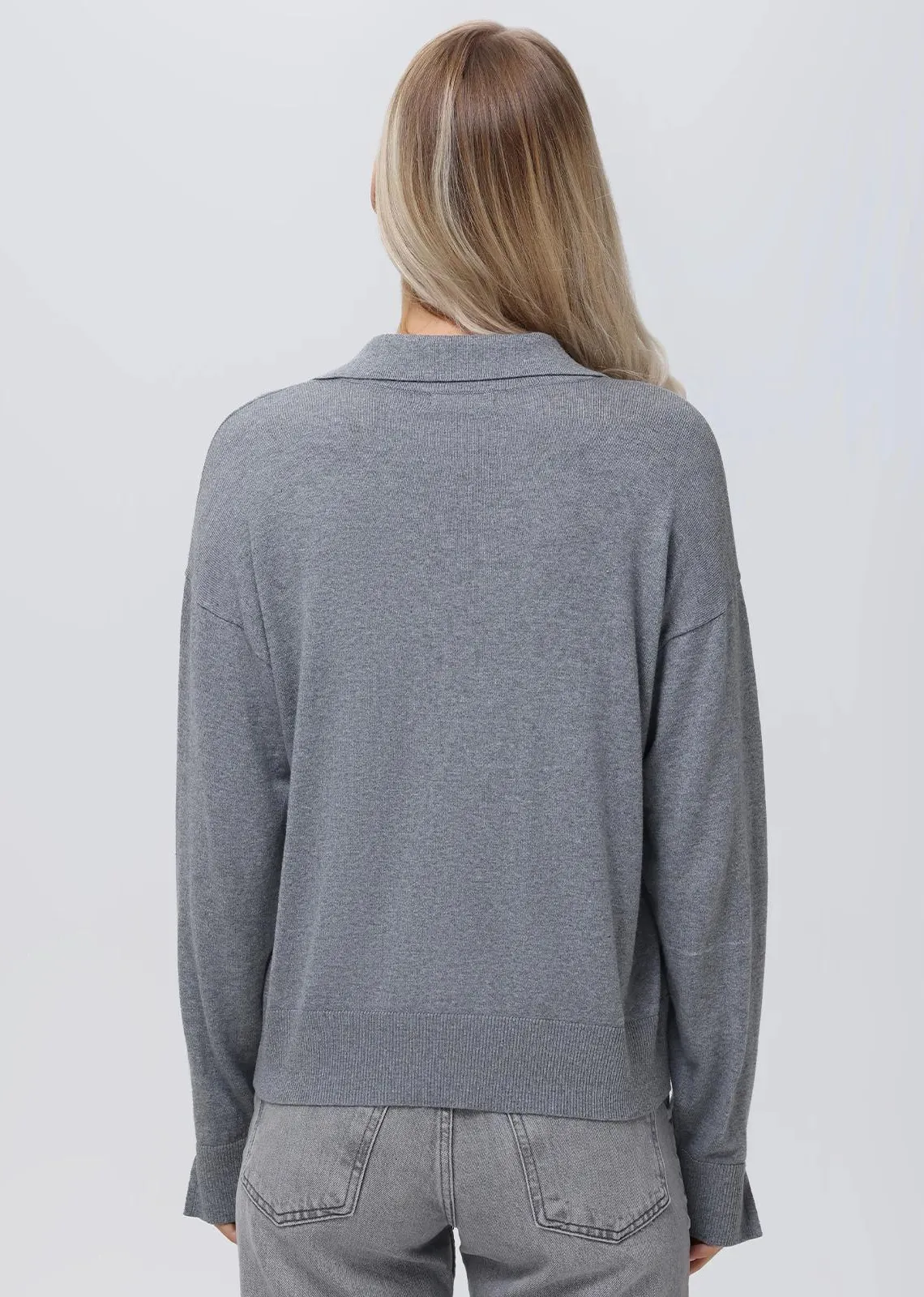 525 America Maddi: V-Neck Collar Pullover- Smoked Grey