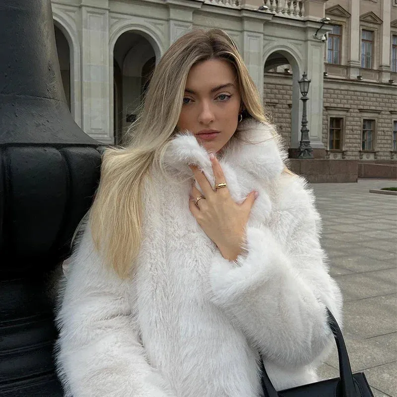 Chic Fluffy collar furry Faux Fur coat