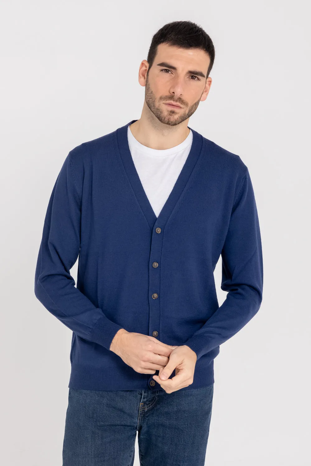 CLASSIC MERINO CARDIGAN