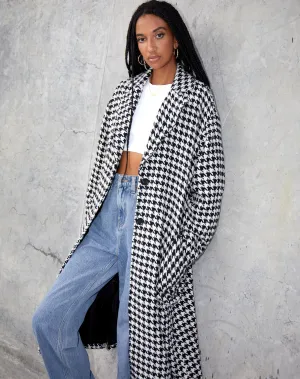 Duster Coat in Houndstooth Black and White