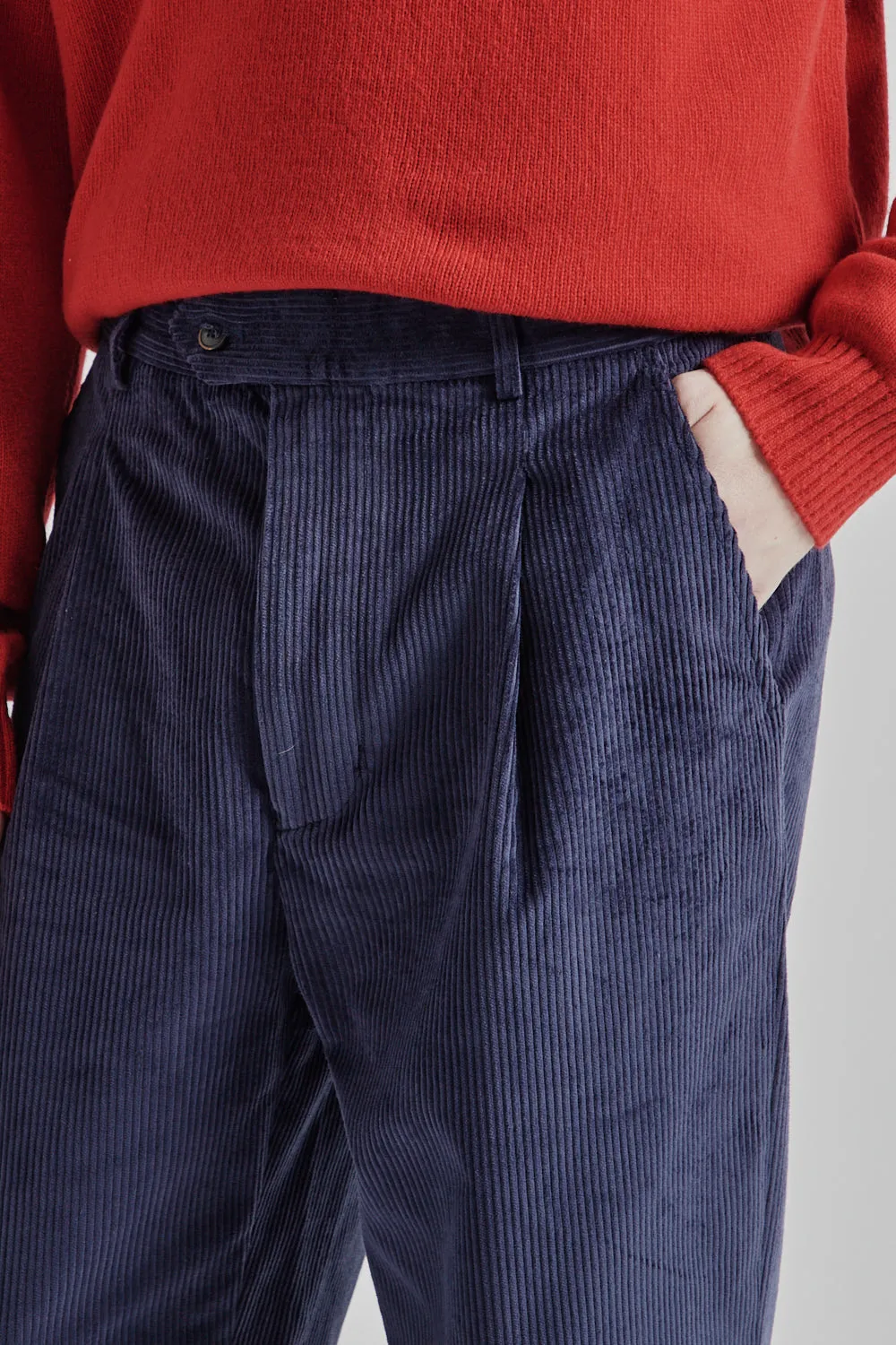 Pleat Cord Pants - Navy