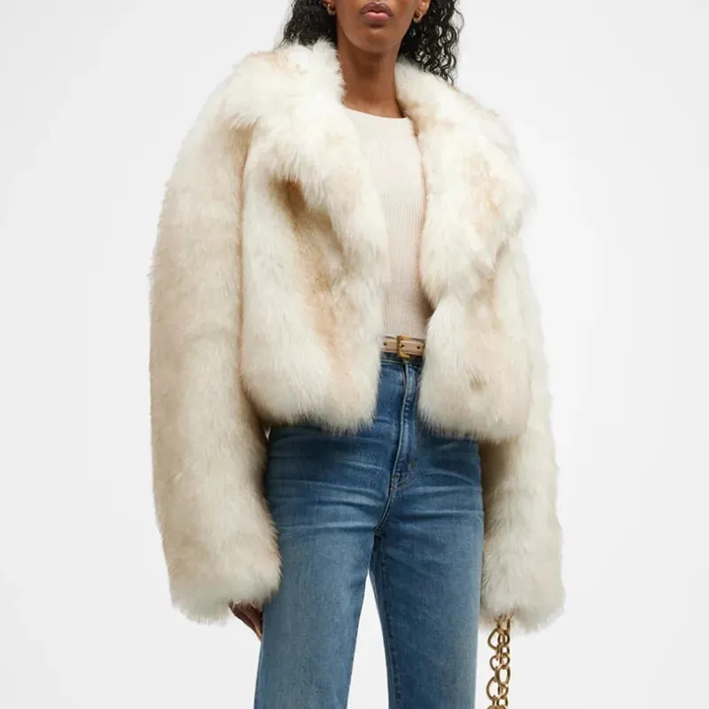 White Turned Collar Charming Faux Fur Crop Coat